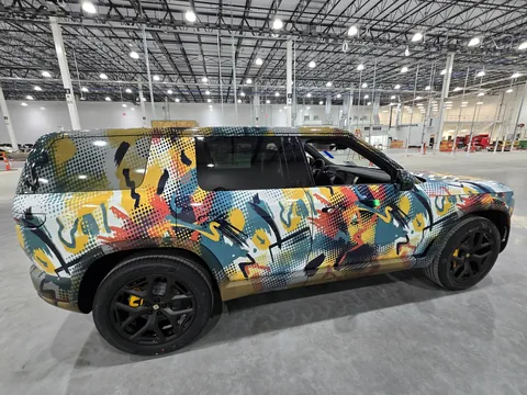 R2s Halftone Art Rivian wrap by Chicago Fleet Wraps