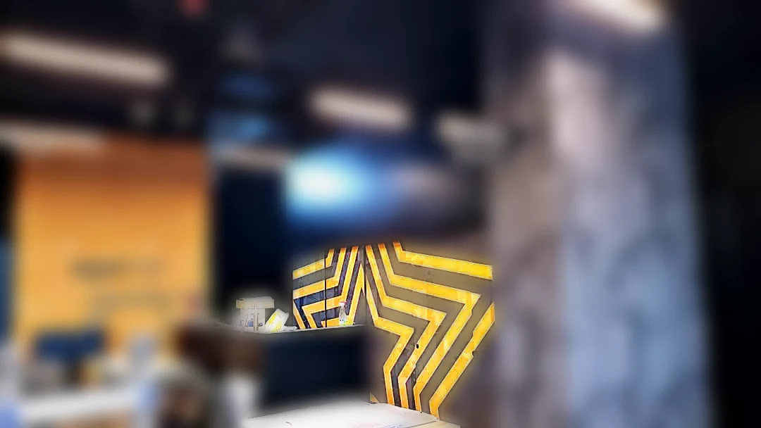 Amazon 4 Star · Shop Interior. Chicago Fleet Wraps